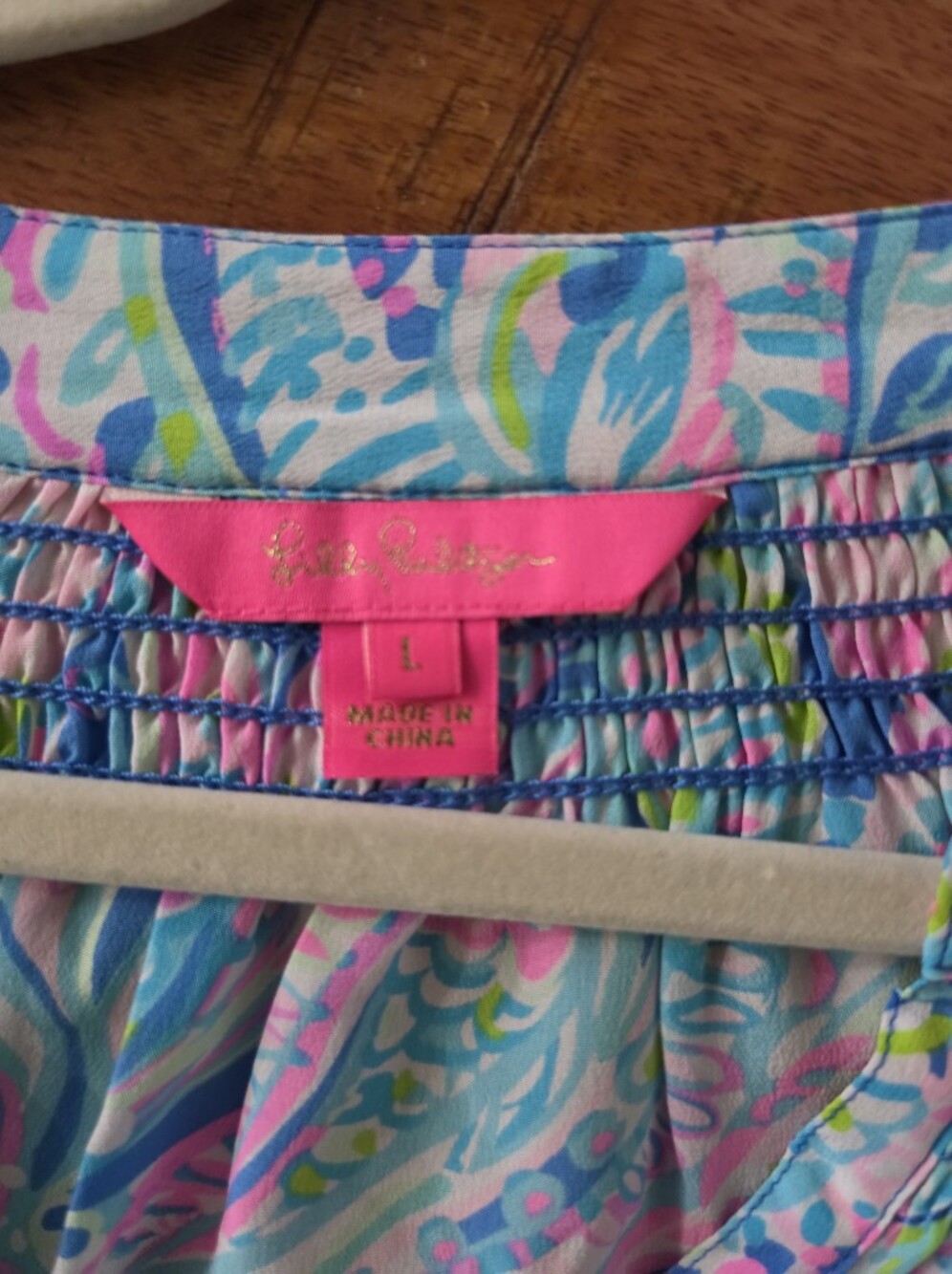Lilly Pulitzer Elsa Silk Top Multi Via Del Mar size Large - Picture 14 of 16